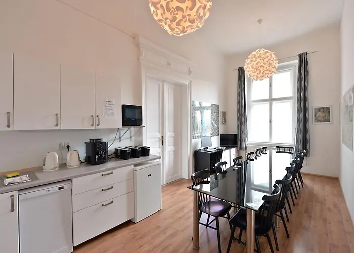 13 Single Beds In Prague Centrum